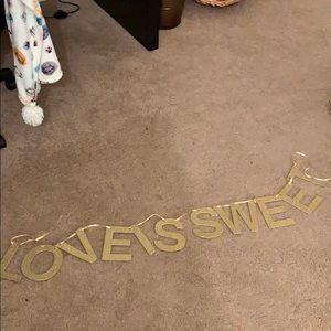 “love is sweet” garland